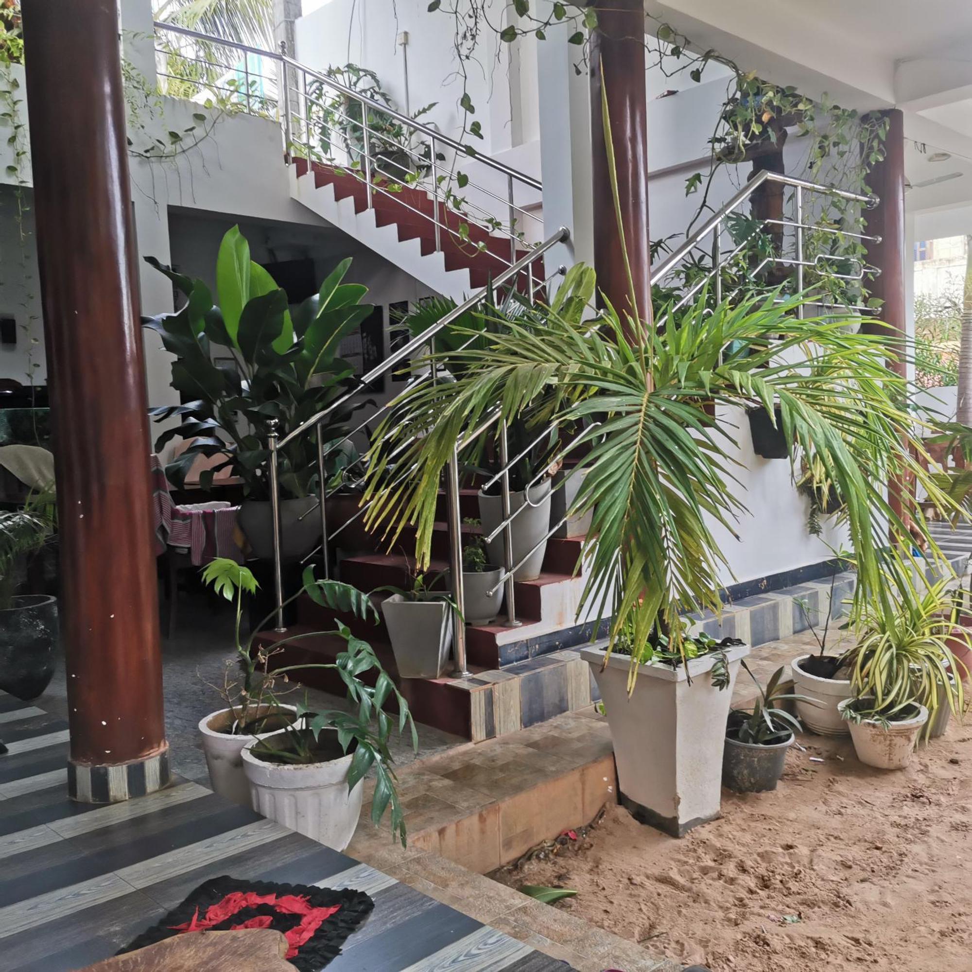 Surf Reef Beach Trincomalee Kültér fotó